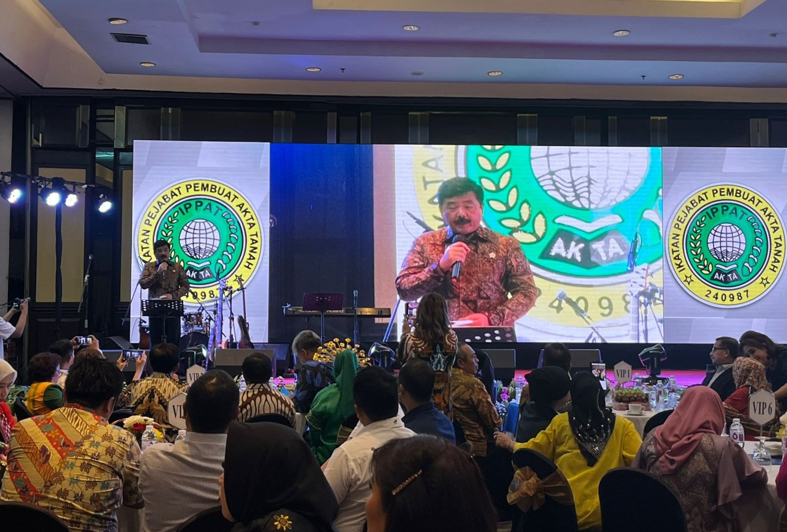 Gala Dinner HUT IPPAT Bersama Menteri ATR/BPN dan Yuni Shara