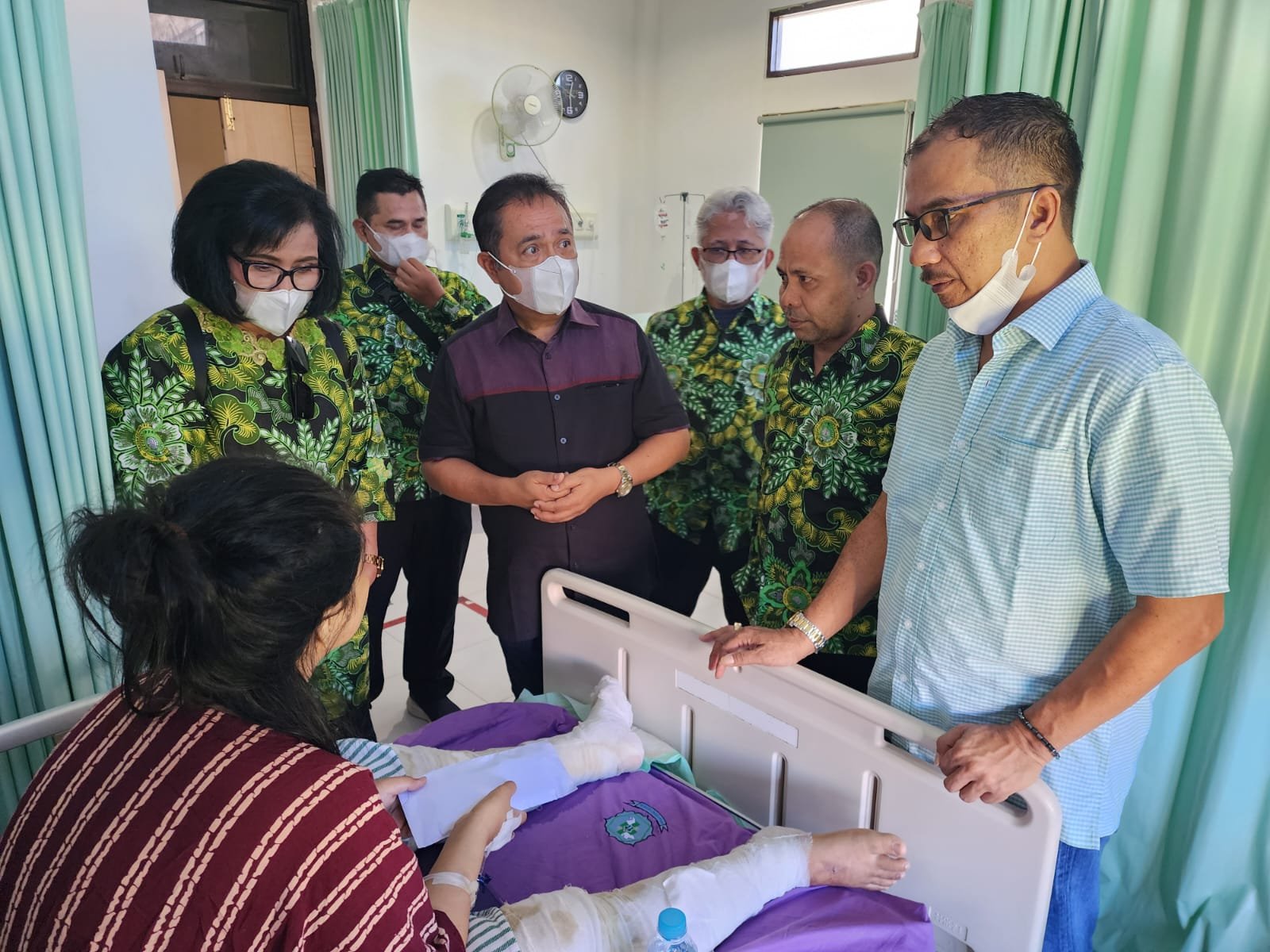 Notaris PPAT Budi Setiawan,  Korban Kebakaran di Bangka Barat Dijenguk Ketum IPPAT